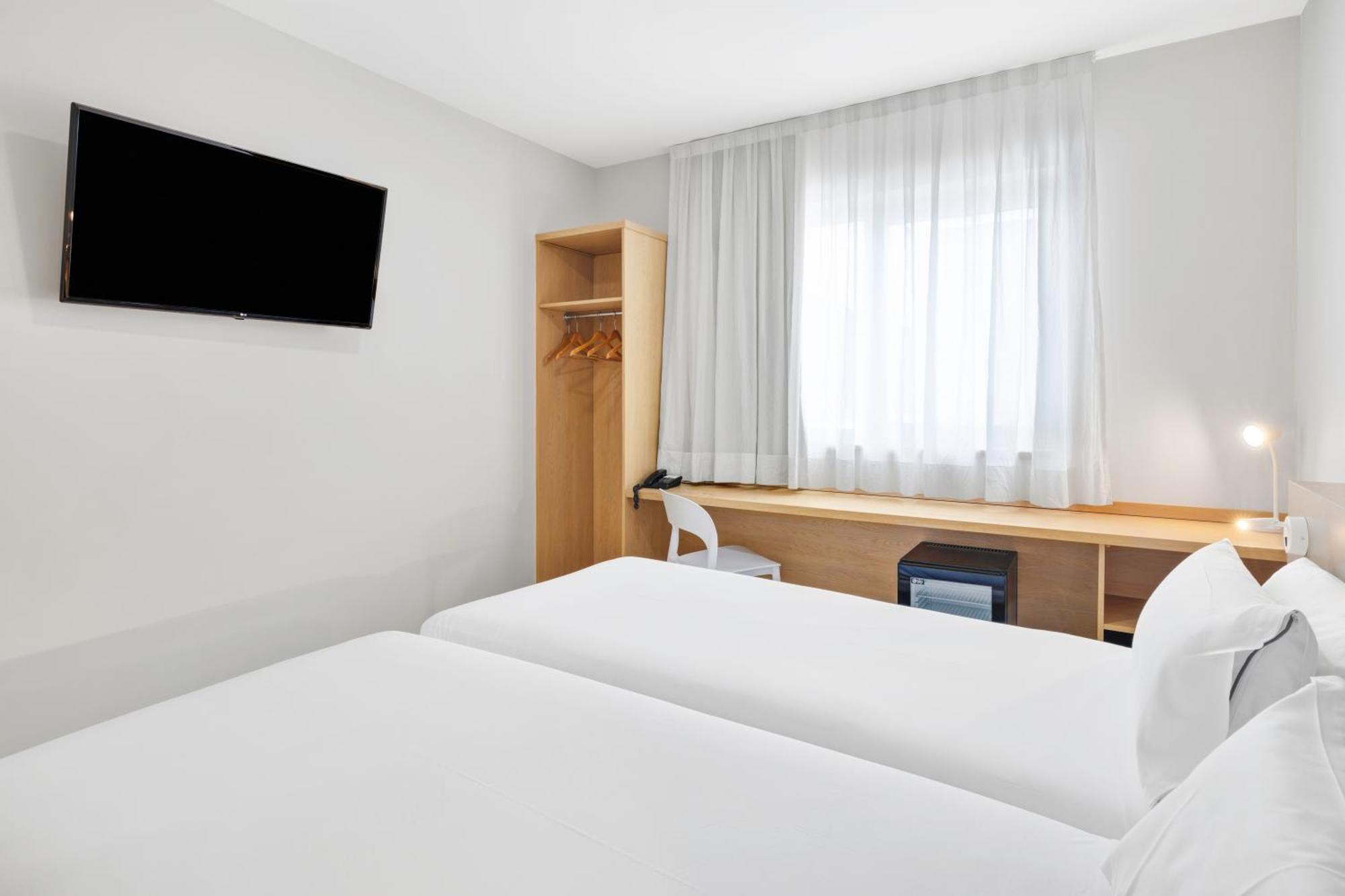 B&B Hotel Madrid Las Rozas Bagian luar foto