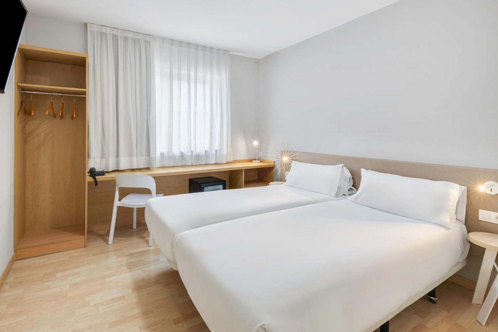 B&B Hotel Madrid Las Rozas Bagian luar foto